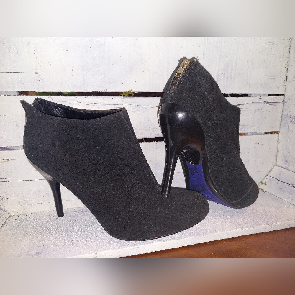 Size 9.5 Kenneth Cole Reaction High heel Booties